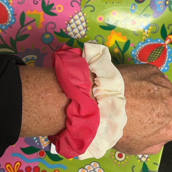 🆕 Lululemon Uplifting Power Mesh Scrunche New With Tags - Picture 6 of 7